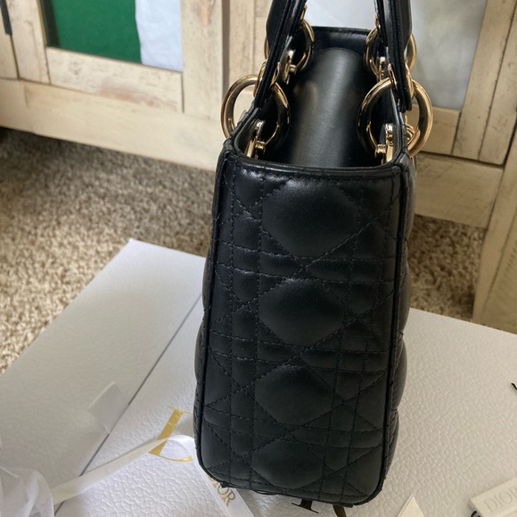 Small Lady Dior My ABCDIOR Bag in Noir with Tonal Enamel D. I. O. R. Charms - Picture 11 of 16